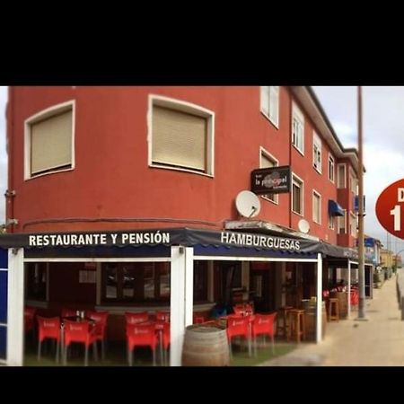 Pension La Principal Торрелавега Экстерьер фото